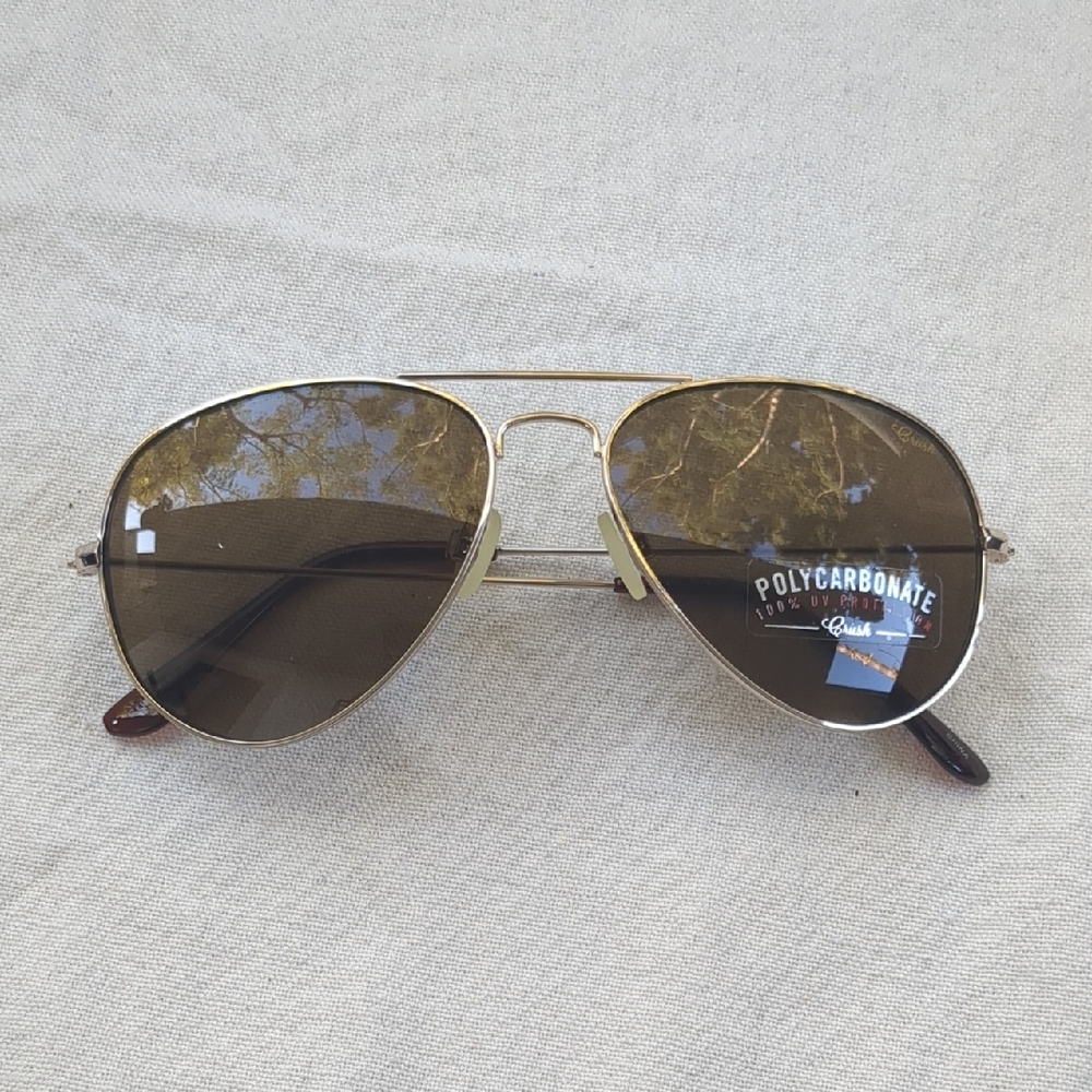 Classic Gold Aviator Sunglasses